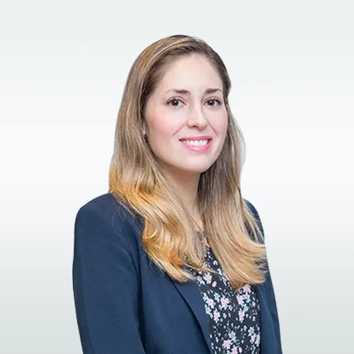 Dr. Constanza María Araya